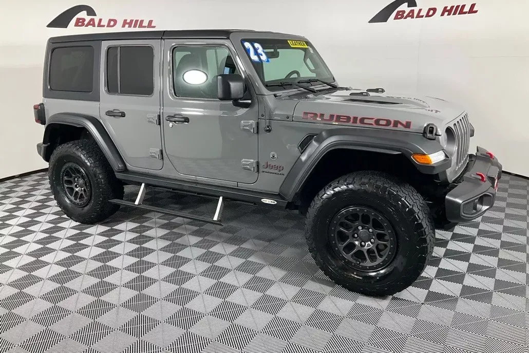 2023 Jeep Wrangler Rubicon photo 1