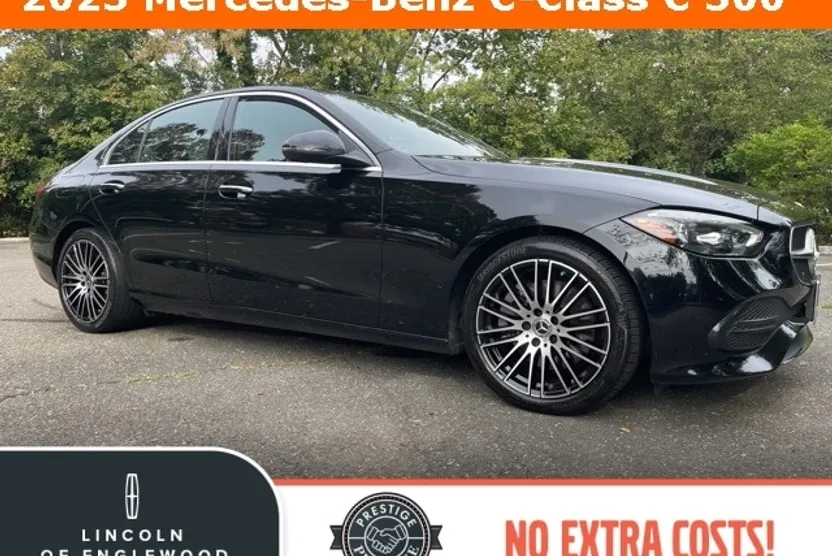 2023 Mercedes Benz R 300 4MATIC Sedan photo 1