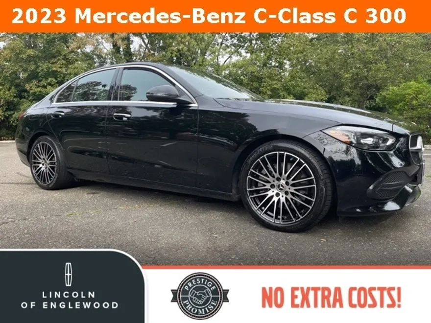 2023 Mercedes Benz R 300 4MATIC Sedan photo 1