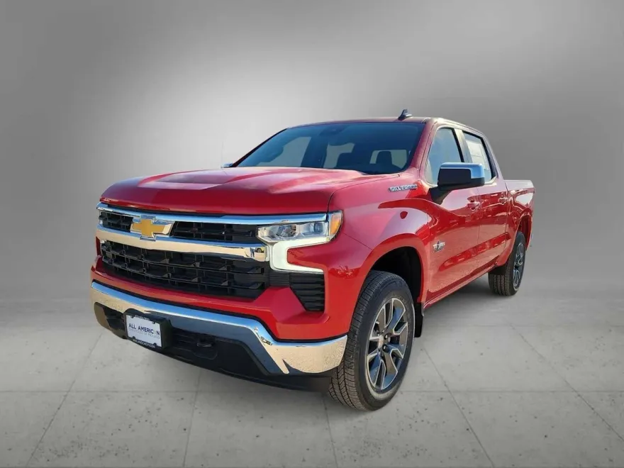 2025 Chevrolet Silverado 1500 LT photo 1