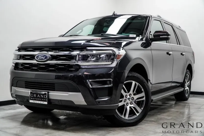 2024 Ford Expedition MAX Limited photo 1
