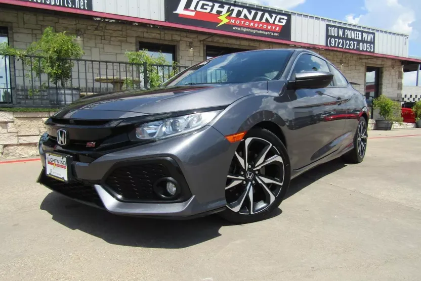 2019 Honda Civic Si photo 1
