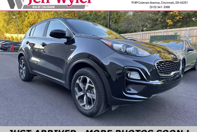 2022 Kia Sportage LX photo 1