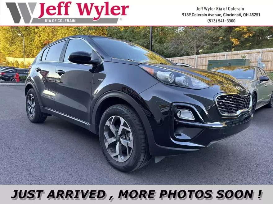 2022 Kia Sportage LX photo 1