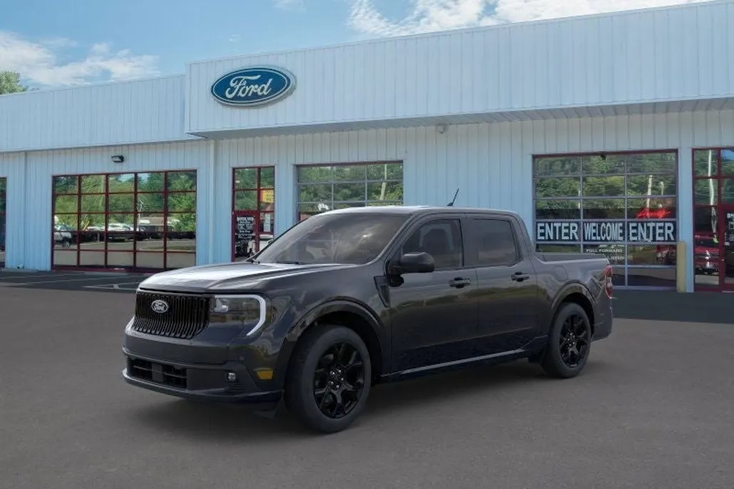 2025 Ford Maverick photo 1