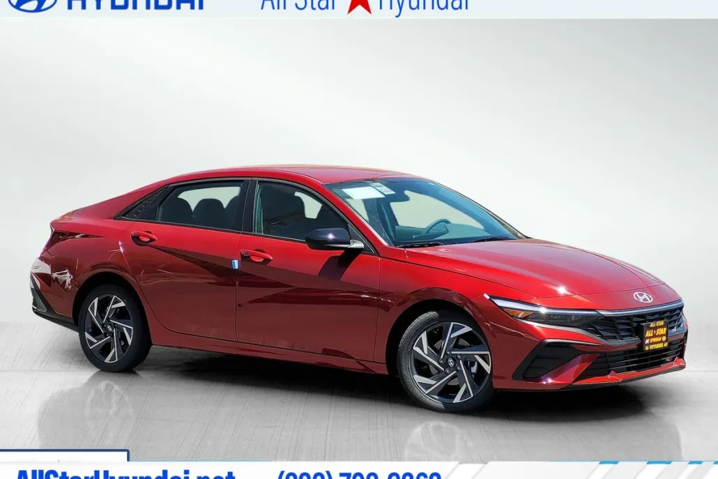 2025 Hyundai Elantra SEL Sport photo 1