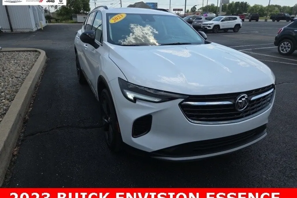 2023 Buick Envision Essence photo 1