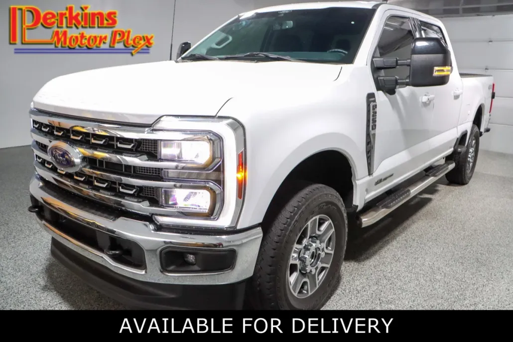 2024 Ford F-250 Lariat photo 1