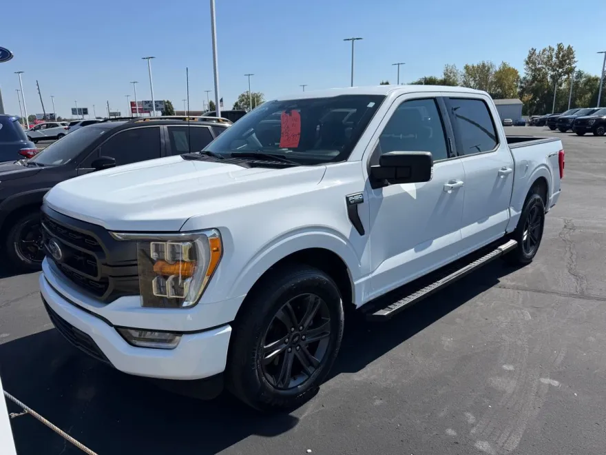 2023 Ford F-150 XLT photo 1