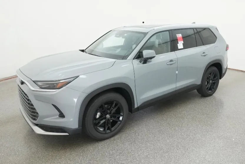 2026 Toyota Highlander Hybrid Platinum photo 1
