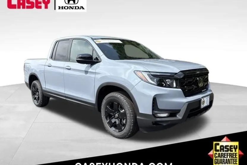 2025 Honda Ridgeline Black Edition photo 1