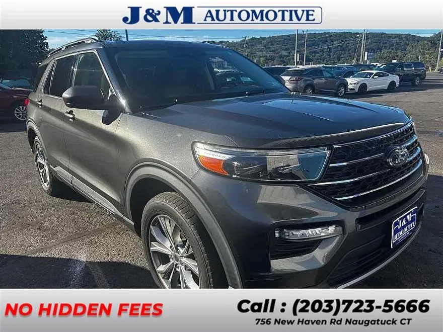 2020 Ford Explorer XLT photo 1