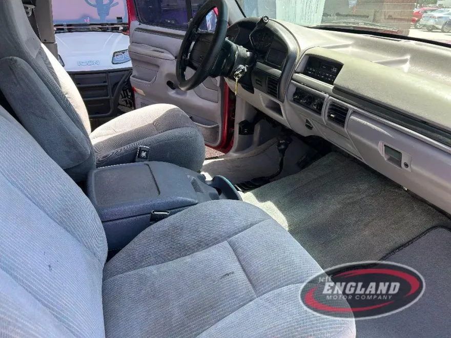 1995 Ford Bronco First Edition photo 22