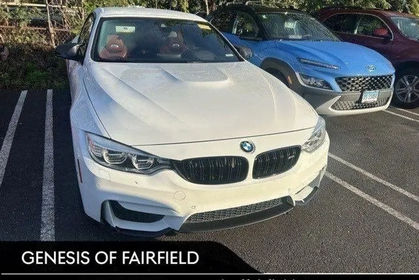 2015 Bmw M4 Convertible photo 1