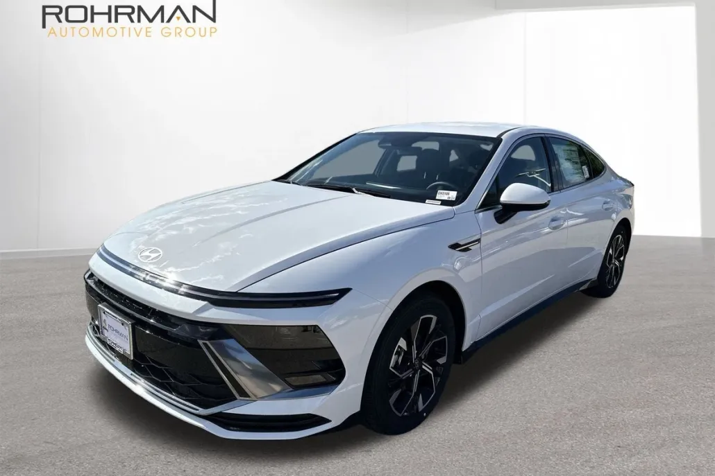 2025 Hyundai Sonata SEL photo 1