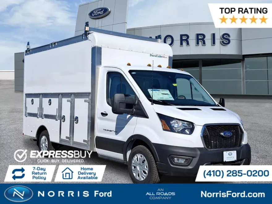 2024 Ford Transit Cutaway photo 1