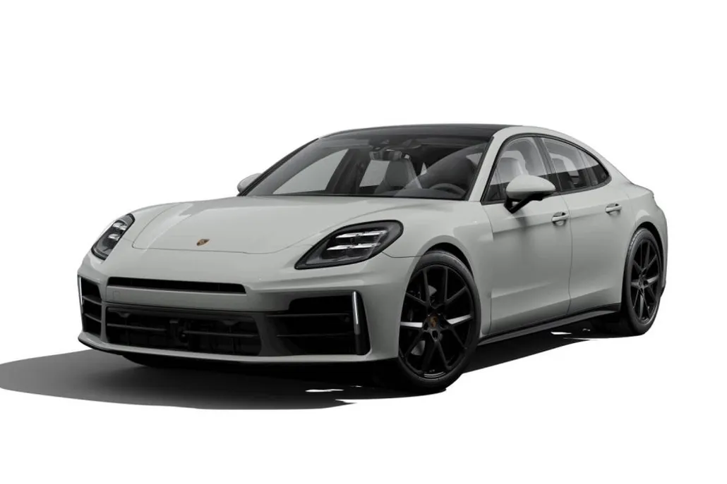 2025 Porsche Panamera 4 photo 1