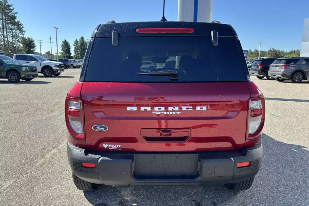 2025 Ford Bronco Sport Outer Banks photo 1