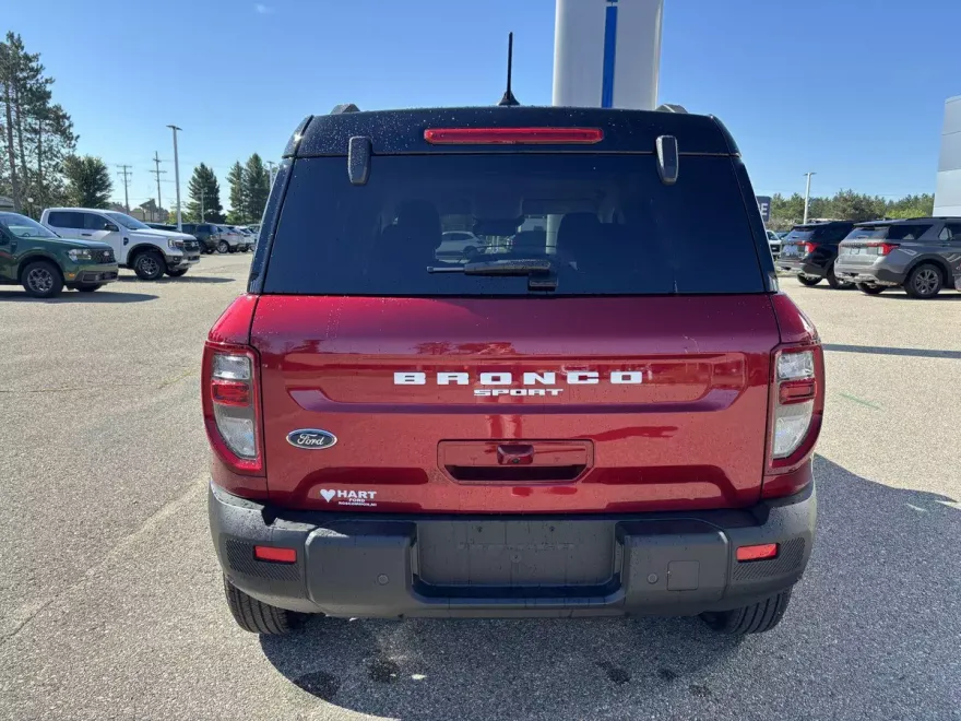 2025 Ford Bronco Sport Outer Banks photo 1