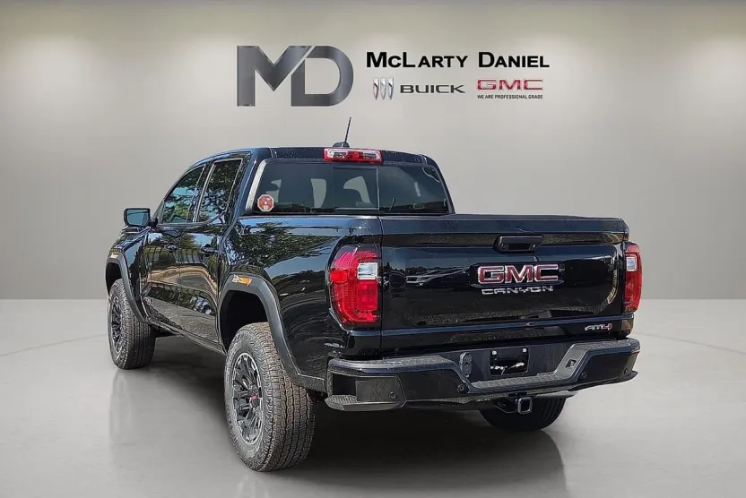 2026 Gmc Canyon AT4 photo 1
