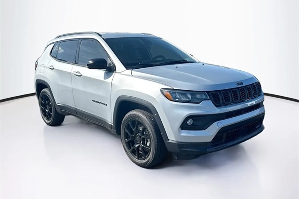 2025 Jeep Compass Latitude photo 1