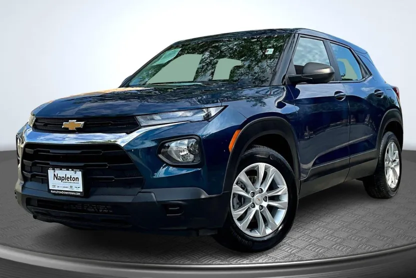 2021 Chevrolet Trailblazer LS photo 1