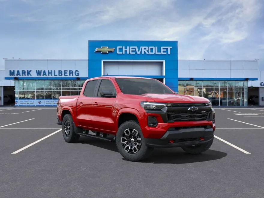 2025 Chevrolet Colorado Z71 photo 1
