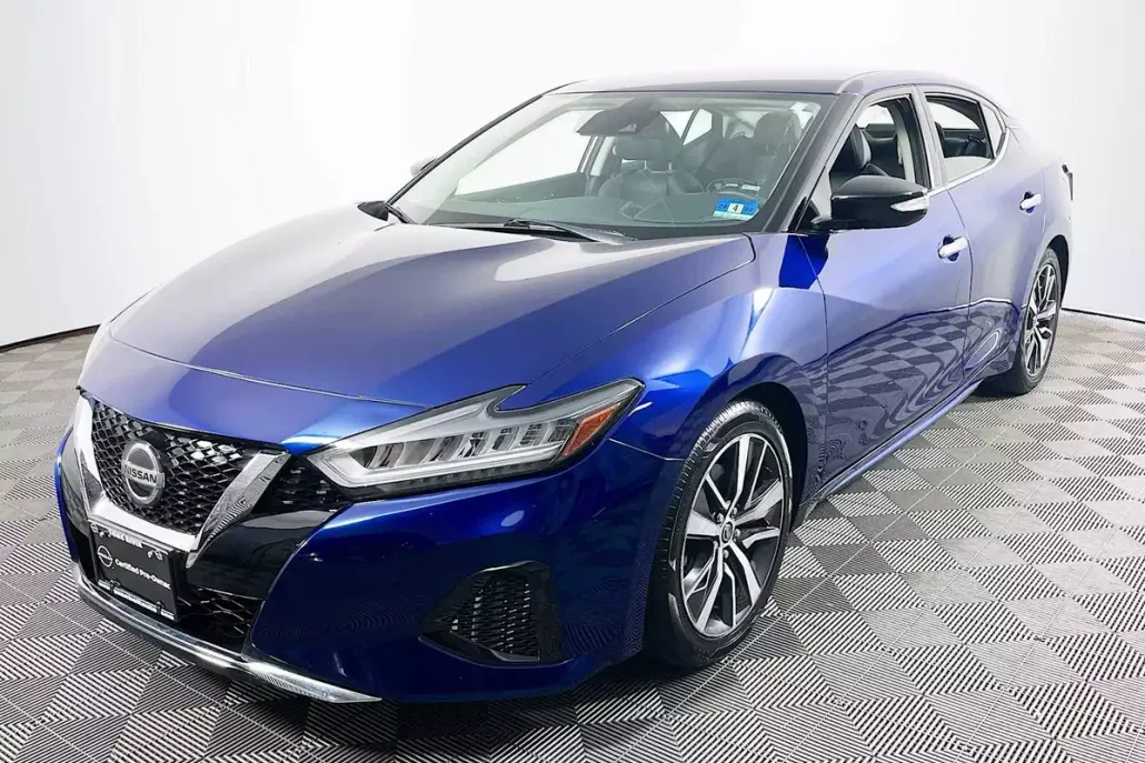 2020 Nissan Maxima SV photo 1