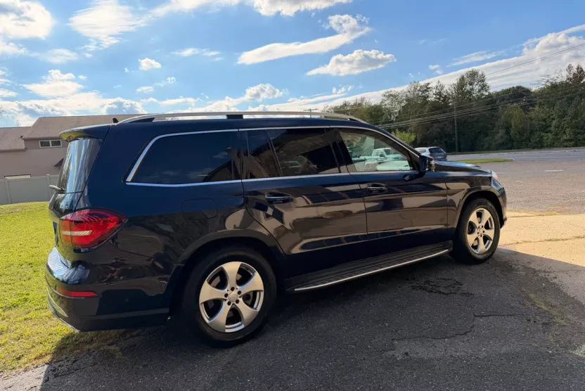 2017 Mercedes Benz GLS 450 4MATIC photo 1