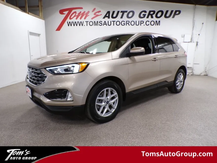 2021 Ford Edge SEL photo 1