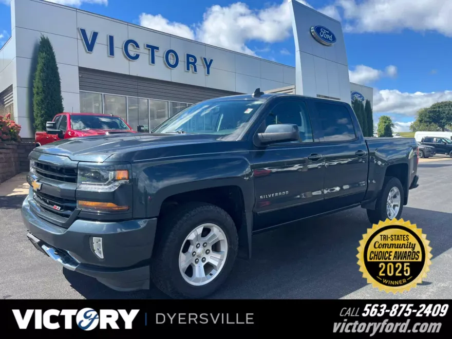 2017 Chevrolet Silverado 1500 LT photo 1