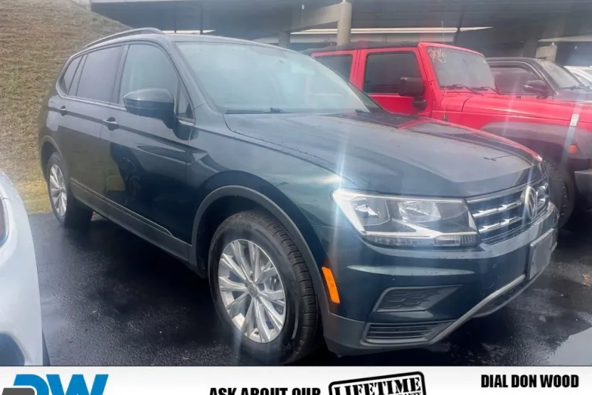 2019 Volkswagen Tiguan S photo 1