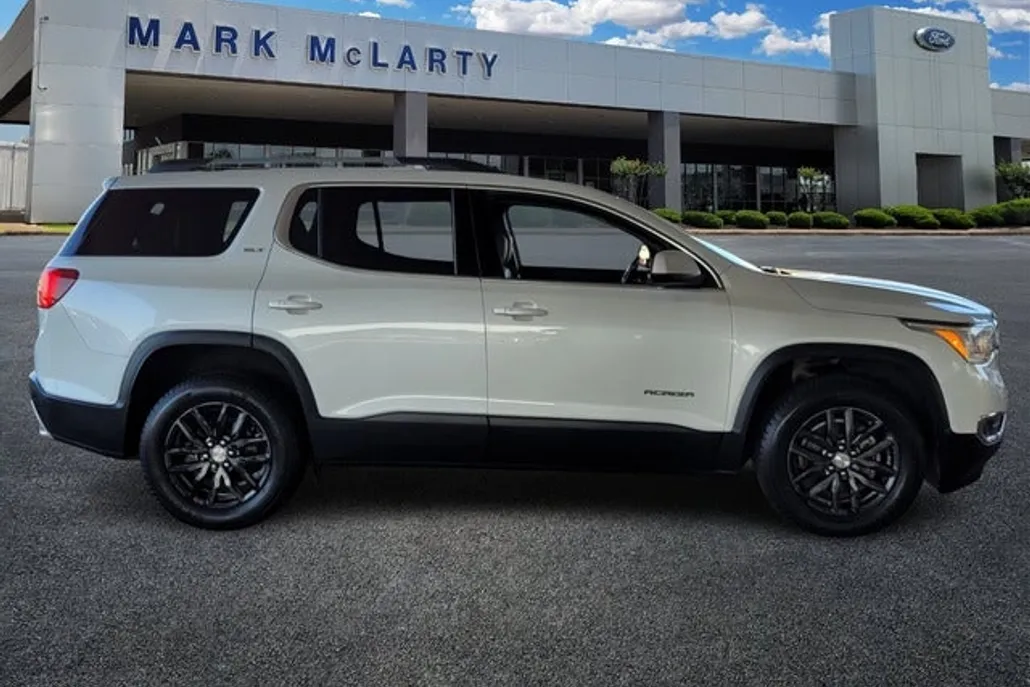 2019 Gmc Acadia SLT photo 1