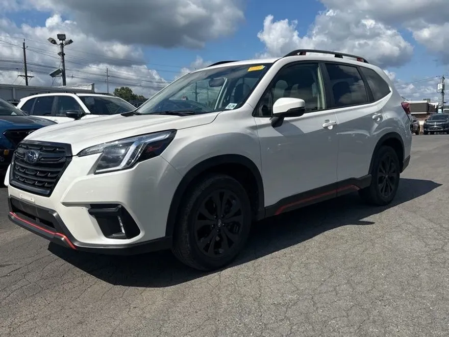 2023 Subaru Forester Sport photo 1