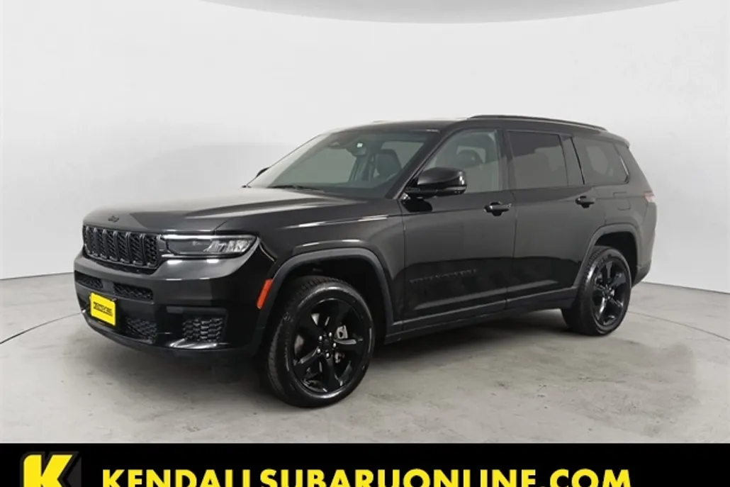2023 Jeep Grand Cherokee Altitude photo 1