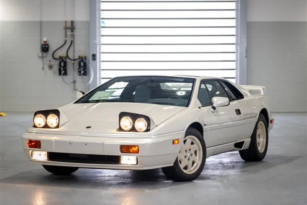 1988 Lotus Esprit photo 1