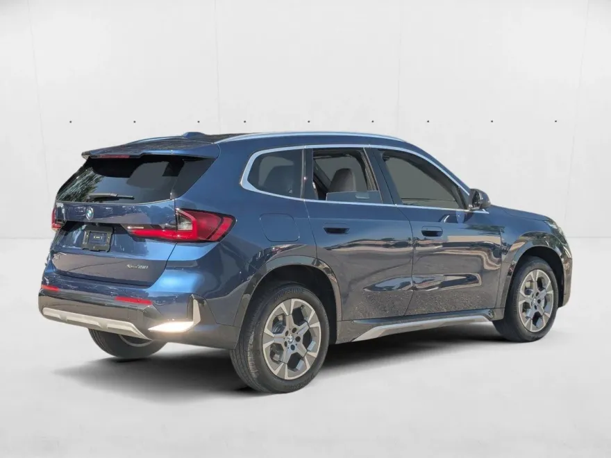 2025 Bmw X1 XDrive28i photo 1