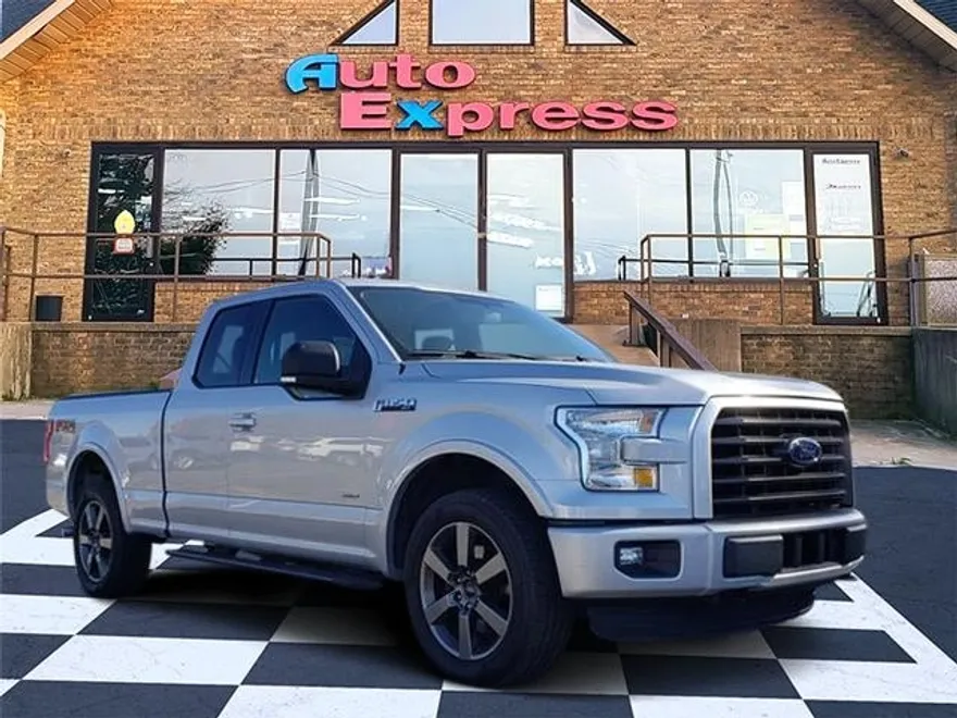 2015 Ford F-150 photo 1
