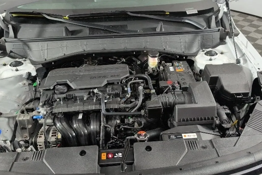 2026 Hyundai Kona SEL photo 1