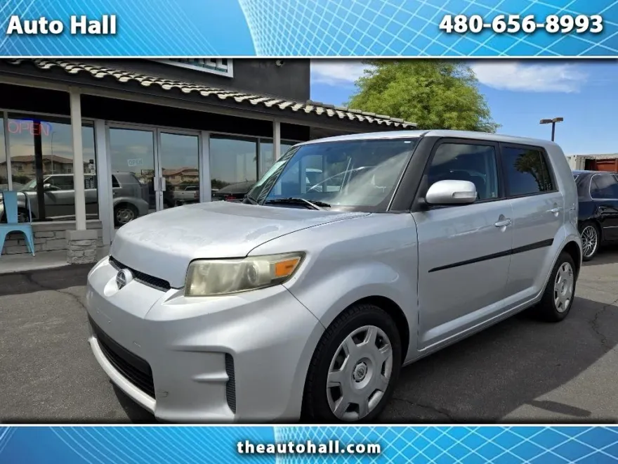 2012 Toyota xB photo 1