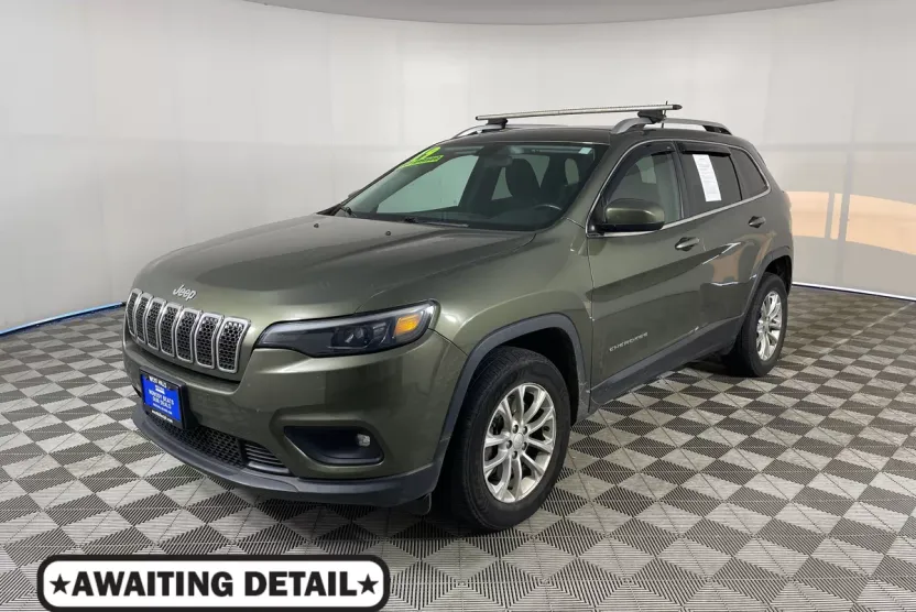 2019 Jeep Cherokee Latitude photo 1