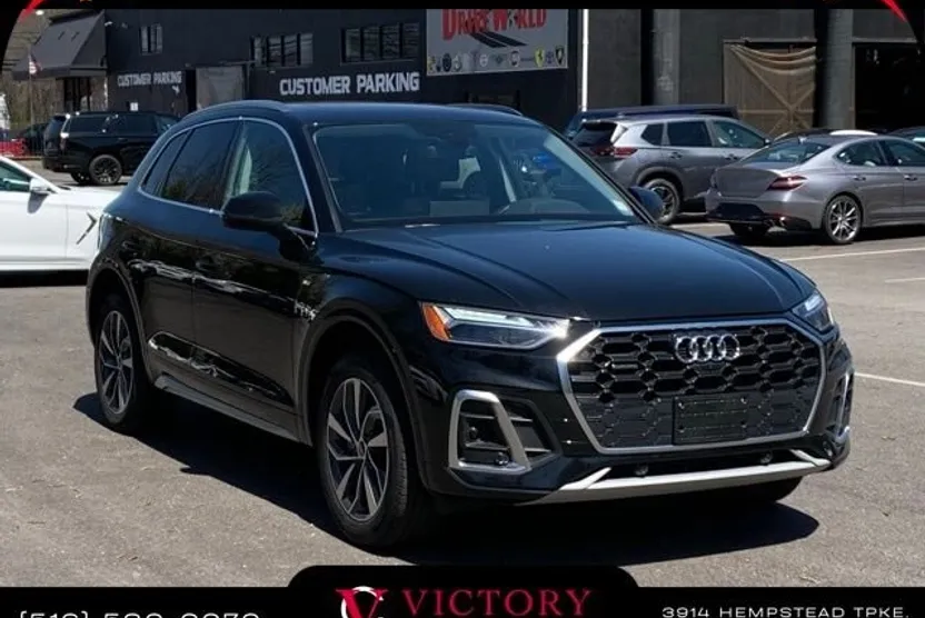 2023 Audi Q5 45 S line Premium photo 1