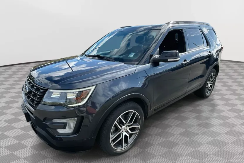2017 Ford Explorer Sport photo 1