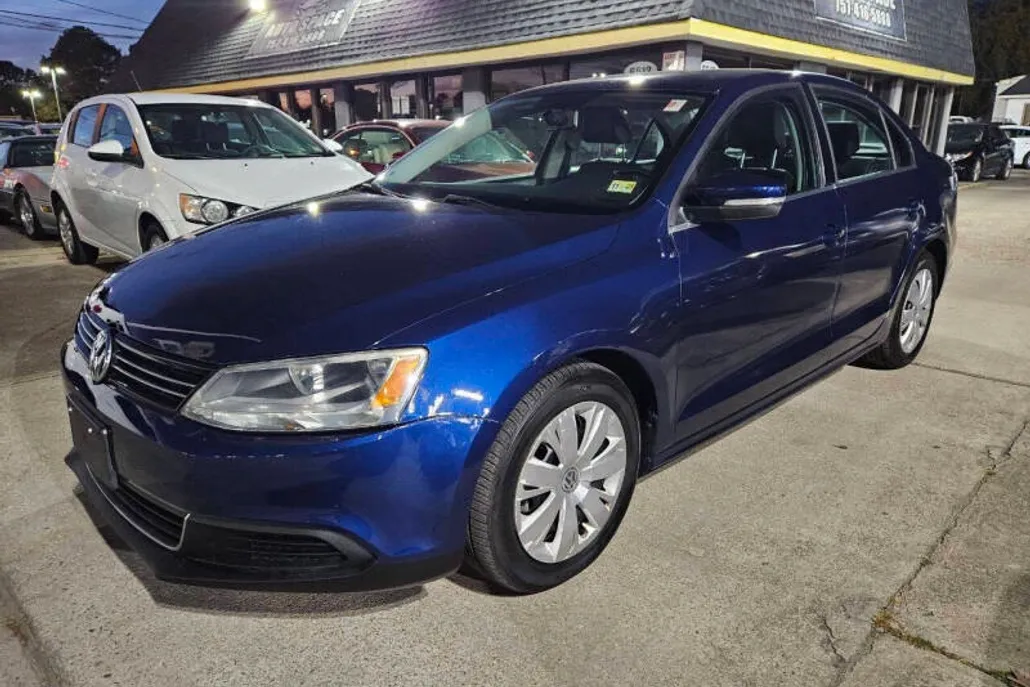 2013 Volkswagen Jetta SE photo 1