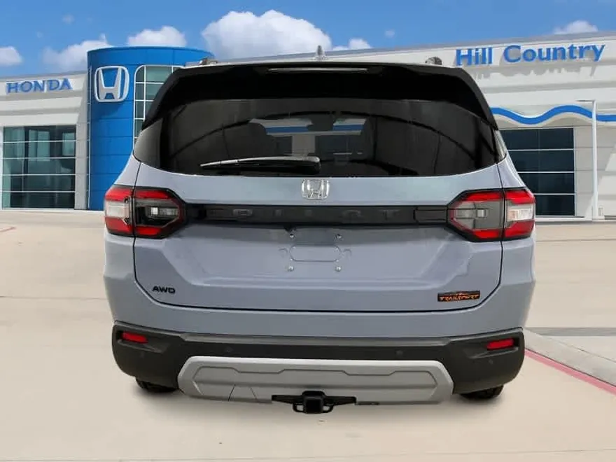 2025 Honda Pilot TrailSport photo 1