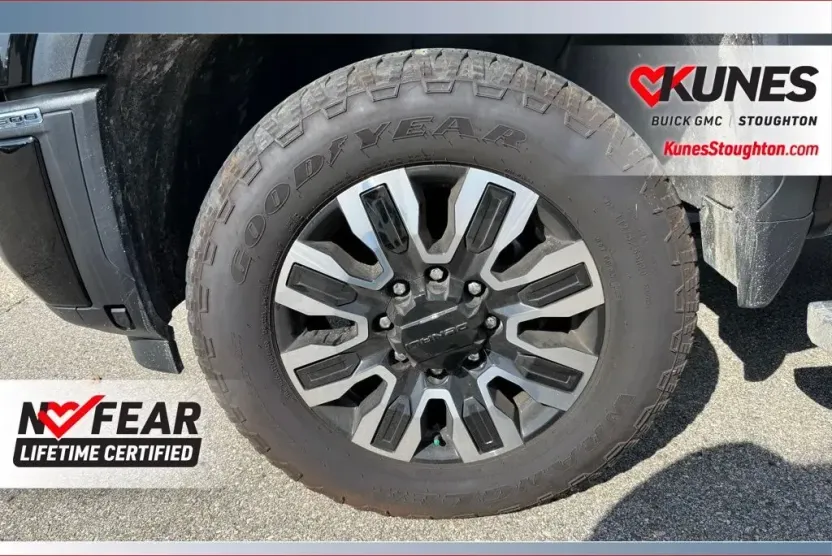 2024 Gmc Sierra HD Denali Ultimate photo 1