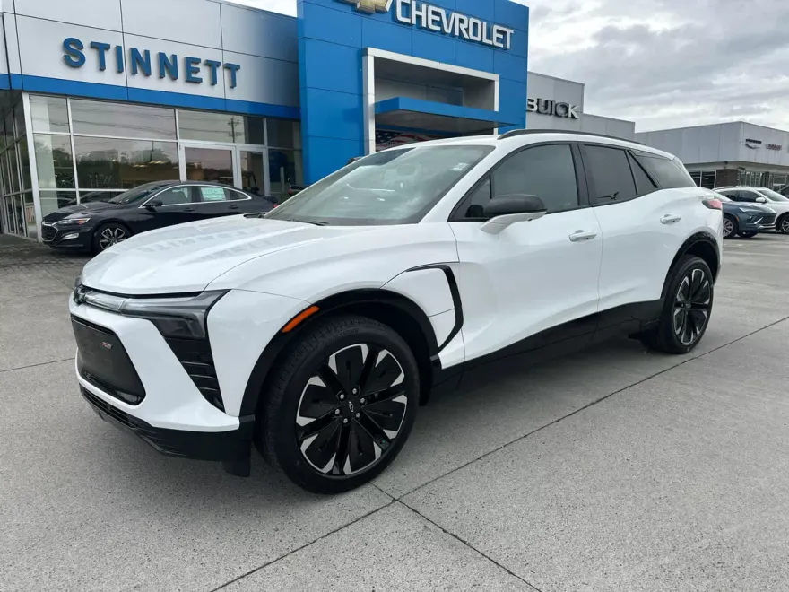 2024 Chevrolet Blazer EV RS photo 1