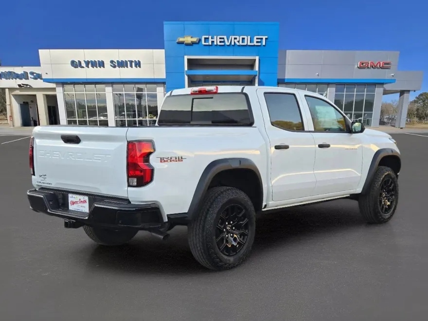 2025 Chevrolet Colorado Trail Boss photo 1