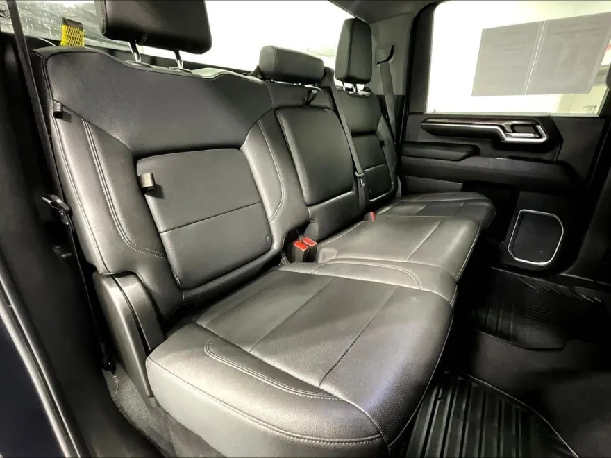2024 Chevrolet Silverado 2500HD LTZ photo 28