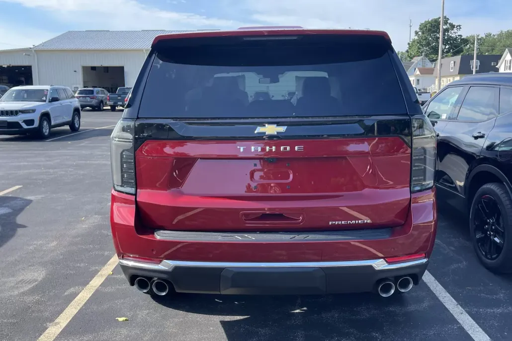 2025 Chevrolet Tahoe Premier photo 1